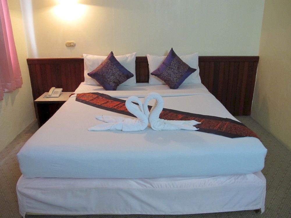 Chumphon Palace Hotel Exterior foto